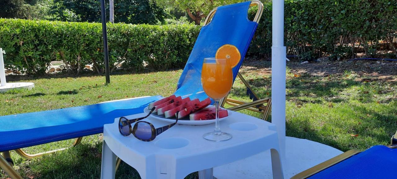 ארילס Nikos Apartments מראה חיצוני תמונה